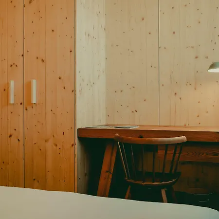 Отель Feelviana Sport Виана-ду-Каштелу