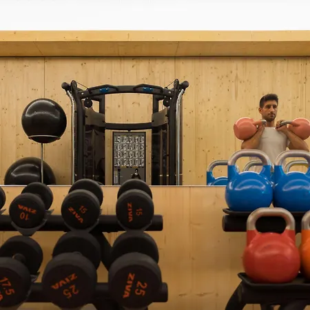 Отель Feelviana Sport