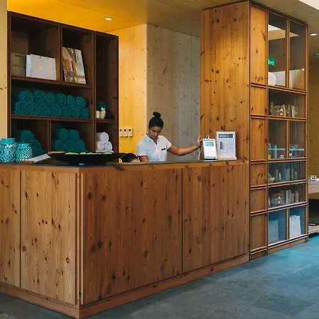 Отель Feelviana Sport 4*